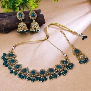 AD Green Choker Set with Earing
